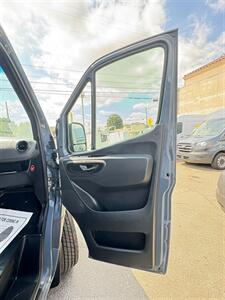 2019 Mercedes-Benz Sprinter 2500 High Roof Extended LWB  Low Miles  1-Owner - Photo 20 - South El Monte, CA 91733