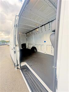 2019 Mercedes-Benz Sprinter 2500 High Roof Extended 1-Owner   - Photo 19 - South El Monte, CA 91733
