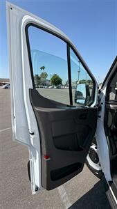 2021 Ford Transit 350 HD Box Reefer Van - Photo 19 - South El Monte, CA 91733