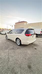 2017 Chrysler Pacifica Touring Plus Loaded   - Photo 8 - South El Monte, CA 91733