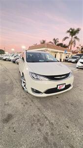 2017 Chrysler Pacifica Touring Plus Loaded   - Photo 3 - South El Monte, CA 91733