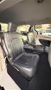 2017 Chrysler Pacifica Touring Plus Loaded   - Photo 22 - South El Monte, CA 91733