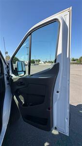2023 Ford Transit 350 Box Reefer Van  1-Owner   - Photo 20 - South El Monte, CA 91733