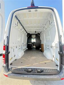 2017 Mercedes-Benz Sprinter Worker 2500 High Roof Low Miles   - Photo 15 - South El Monte, CA 91733