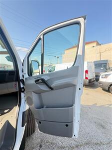 2017 Mercedes-Benz Sprinter Worker 2500 High Roof Low Miles   - Photo 21 - South El Monte, CA 91733
