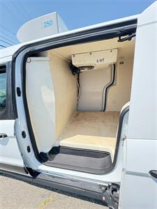 2015 Ford Transit Connect XLT Refrigerated  w/Electric Standby   - Photo 18 - South El Monte, CA 91733