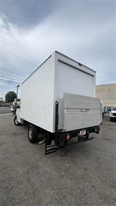 2017 Chevrolet Express 3500 W/Hydrulic Lift Gate - Photo 5 - South El Monte, CA 91733