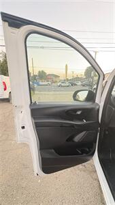 2017 Mercedes-Benz Metris Worker Cargo Low Miles - Photo 18 - South El Monte, CA 91733