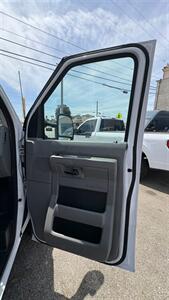 2023 Ford E-350 SD Reefer Box Van - Photo 19 - South El Monte, CA 91733