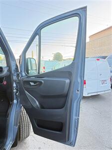 2019 Mercedes-Benz Sprinter 2500 High Roof 170 LWB 1-Owner   - Photo 23 - South El Monte, CA 91733