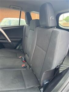 2018 Toyota RAV4 LE   - Photo 19 - Cincinnati, OH 45231