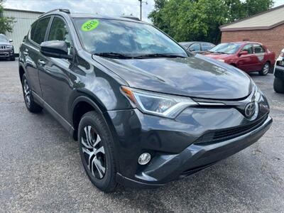 2018 Toyota RAV4 LE   - Photo 2 - Cincinnati, OH 45231