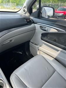 2021 Honda Pilot EX-L   - Photo 15 - Cincinnati, OH 45231
