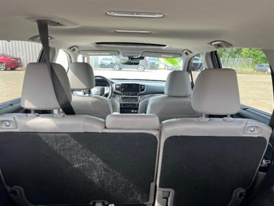 2021 Honda Pilot EX-L   - Photo 8 - Cincinnati, OH 45231
