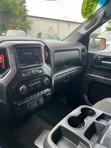 2022 Chevrolet Silverado 1500 Limited Custom   - Photo 17 - Cincinnati, OH 45231