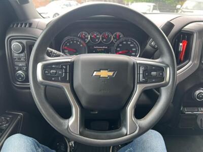 2022 Chevrolet Silverado 1500 Limited Custom   - Photo 10 - Cincinnati, OH 45231