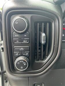 2022 Chevrolet Silverado 1500 Limited Custom   - Photo 9 - Cincinnati, OH 45231