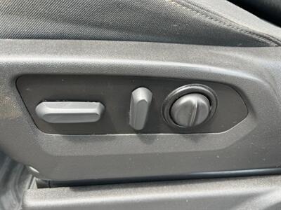 2022 Chevrolet Silverado 1500 Limited Custom   - Photo 7 - Cincinnati, OH 45231