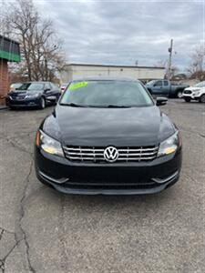 2014 Volkswagen Passat 2.0L TDI SE   - Photo 2 - Cincinnati, OH 45231