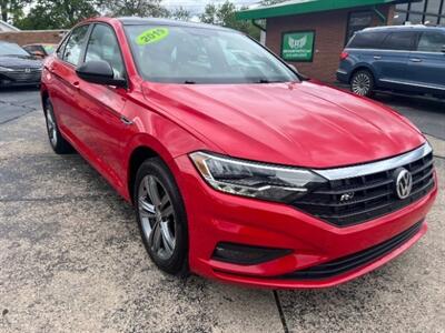 2019 Volkswagen Jetta R-Line   - Photo 2 - Cincinnati, OH 45231