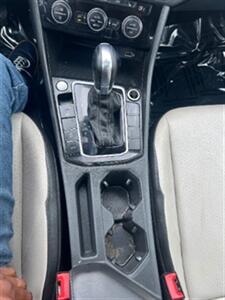 2019 Volkswagen Jetta R-Line   - Photo 16 - Cincinnati, OH 45231