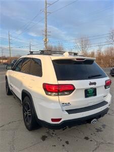 2017 Jeep Grand Cherokee Trailhawk   - Photo 4 - Cincinnati, OH 45231