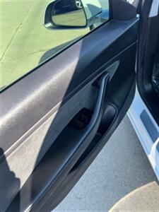 2019 Tesla Model 3 Standard Range Plus   - Photo 10 - Cincinnati, OH 45231