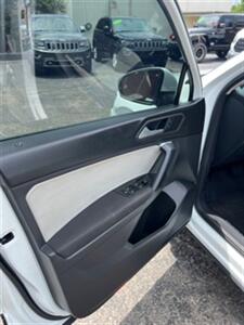 2019 Volkswagen Tiguan S   - Photo 5 - Cincinnati, OH 45231
