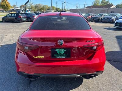 2019 Alfa Romeo Giulia   - Photo 4 - Cincinnati, OH 45231