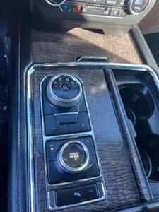 2020 Ford Expedition MAX Limited   - Photo 7 - Cincinnati, OH 45231