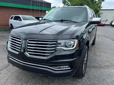 2015 Lincoln Navigator   - Photo 3 - Cincinnati, OH 45231