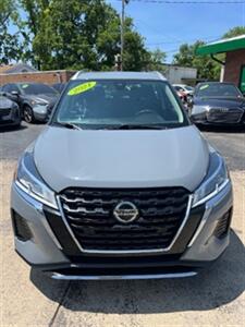 2021 Nissan Kicks SV   - Photo 1 - Cincinnati, OH 45231