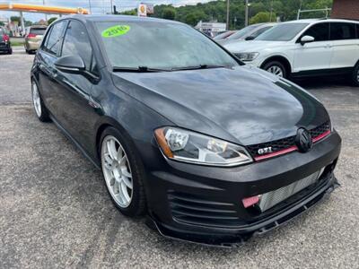 2016 Volkswagen Golf GTI S   - Photo 2 - Cincinnati, OH 45231
