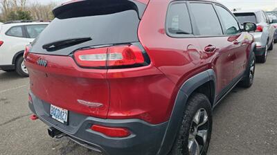 2017 Jeep Cherokee Trailhawk   - Photo 8 - San Diego, CA 92154