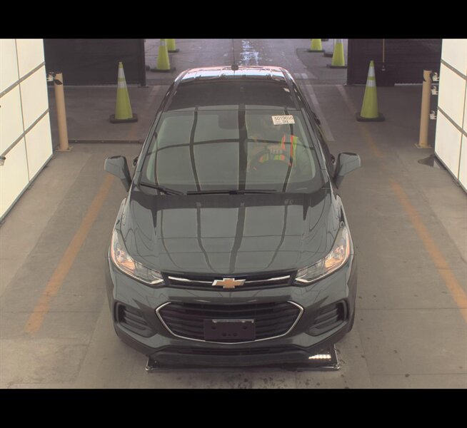 2020 Chevrolet Trax LS   - Photo 2 - San Diego, CA 92154