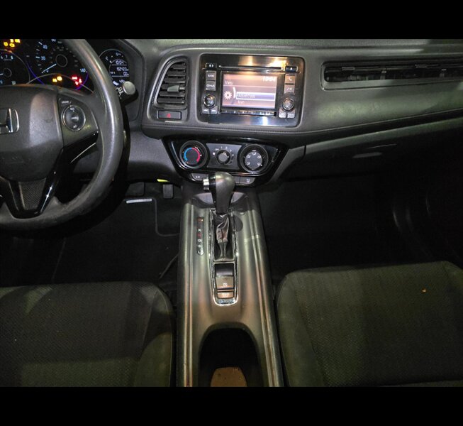 2018 Honda HR-V LX - Photo 14 - San Diego, CA 92154