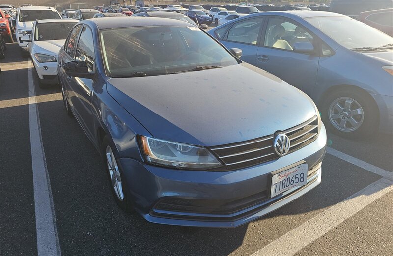 2016 Volkswagen Jetta 1.4T S - Photo 3 - San Diego, CA 92154