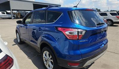 2017 Ford Escape SE   - Photo 6 - San Diego, CA 92154