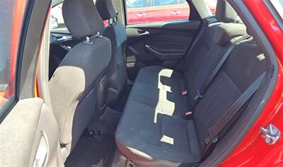 2015 Ford Focus SE   - Photo 16 - San Diego, CA 92154