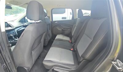 2017 Ford Escape SE   - Photo 19 - San Diego, CA 92154