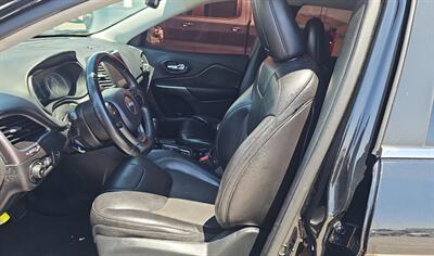 2019 Jeep Cherokee Latitude Plus   - Photo 15 - San Diego, CA 92154
