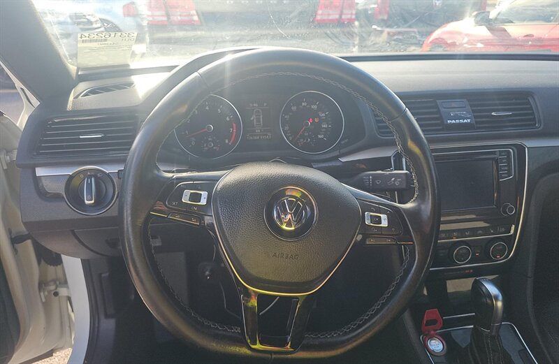 2018 Volkswagen Passat V6 GT - Photo 11 - San Diego, CA 92154