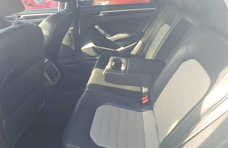 2018 Volkswagen Passat V6 GT - Photo 14 - San Diego, CA 92154