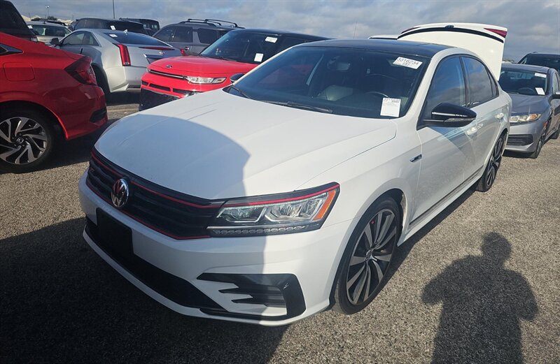 2018 Volkswagen Passat V6 GT - Photo 3 - San Diego, CA 92154