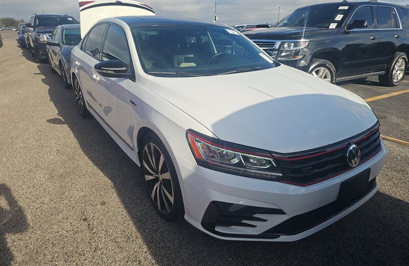 2018 Volkswagen Passat V6 GT - Photo 5 - San Diego, CA 92154