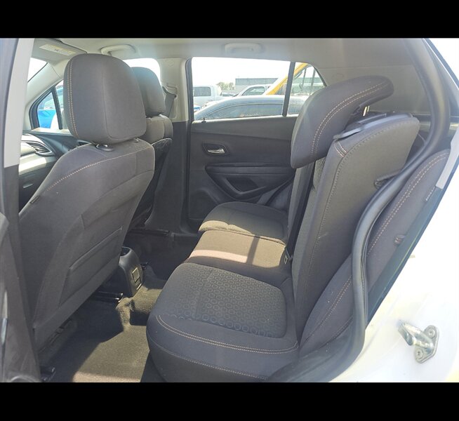 2019 Chevrolet Trax LS   - Photo 11 - San Diego, CA 92154