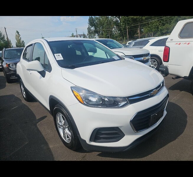 2019 Chevrolet Trax LS   - Photo 3 - San Diego, CA 92154
