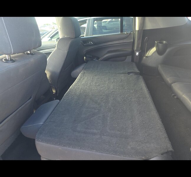 2017 Chevrolet Suburban LS - Photo 15 - San Diego, CA 92154