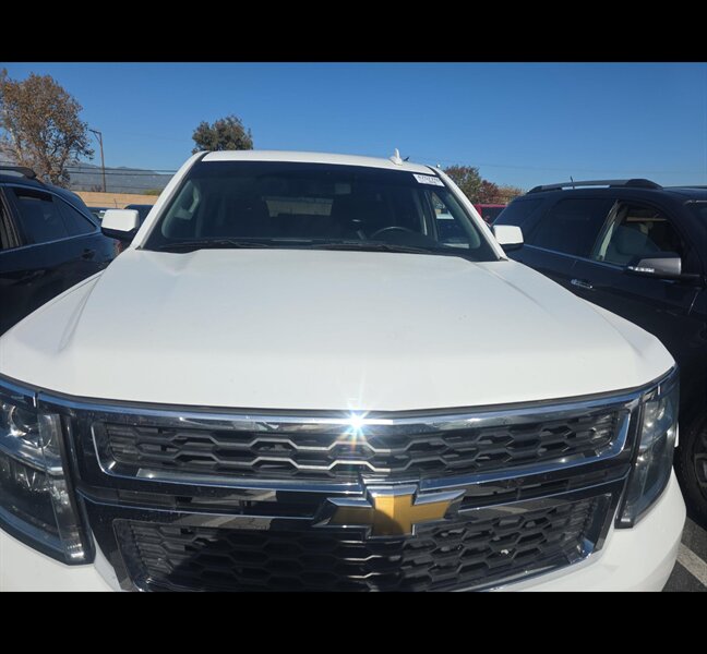 2017 Chevrolet Suburban LS - Photo 5 - San Diego, CA 92154