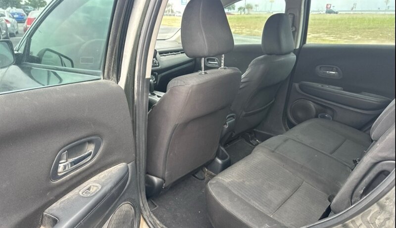 2017 Honda HR-V LX - Photo 10 - San Diego, CA 92154